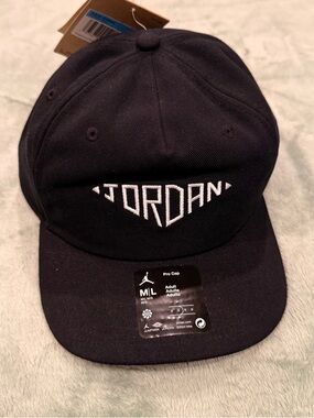 Jordan Black and White Pro Cap with Embroidered Logo M/L